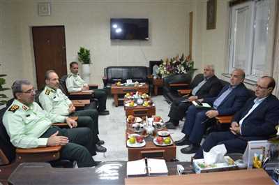 دیدار رئیس کانون بازنشستگان استان خراسان رضوی با فرمانده انتظامی استان