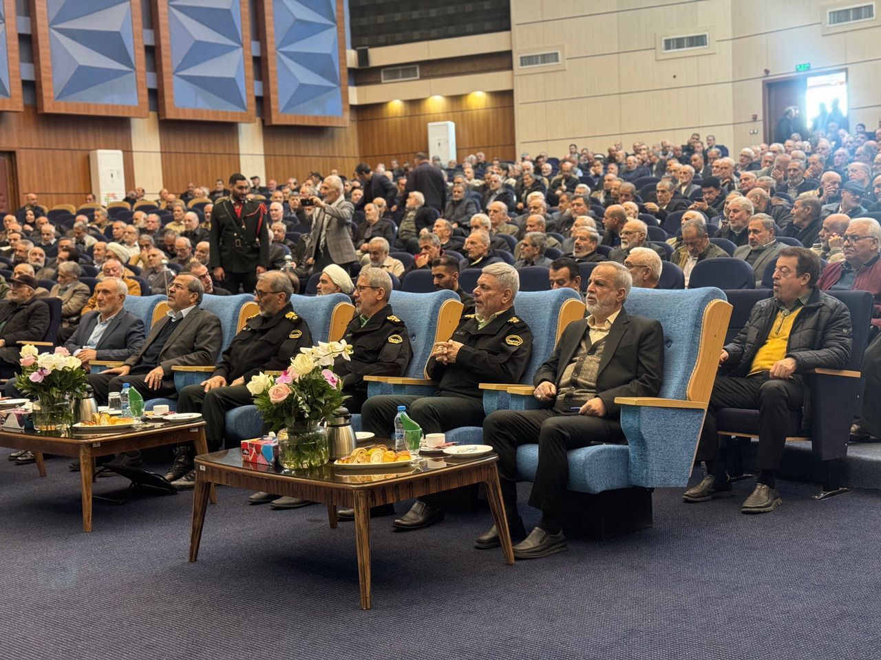 گزارش گردهمایی سراسری پاسداران کمیته انقلاب اسلامی به مناسبت چهل و هفتمین سالگرد انقلاب اسلامی