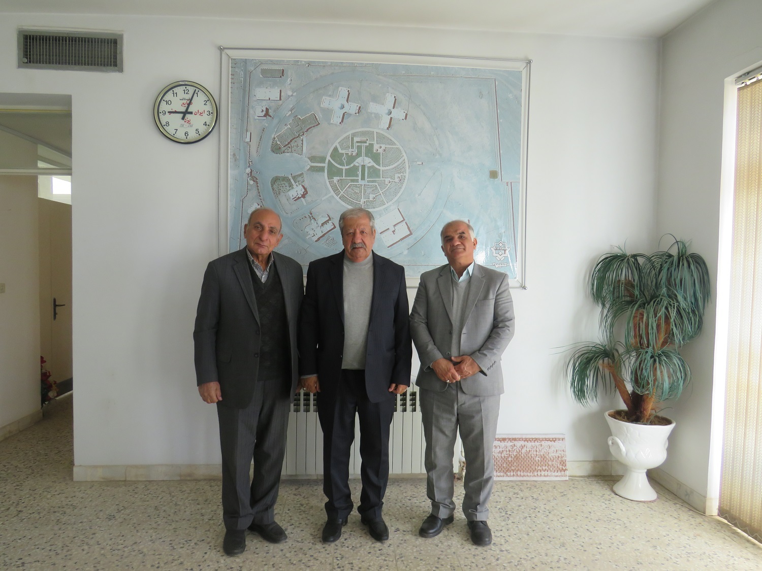 دیدار صمیمی با ۱۲ نفر از بازنشستگان و مستمری بگیر شهرستان یزد