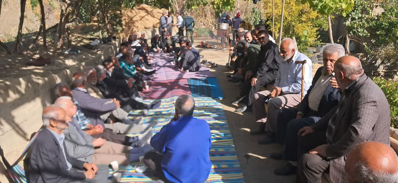 برگزاری همایش کوهپیمایی در دامغان برگزار شد