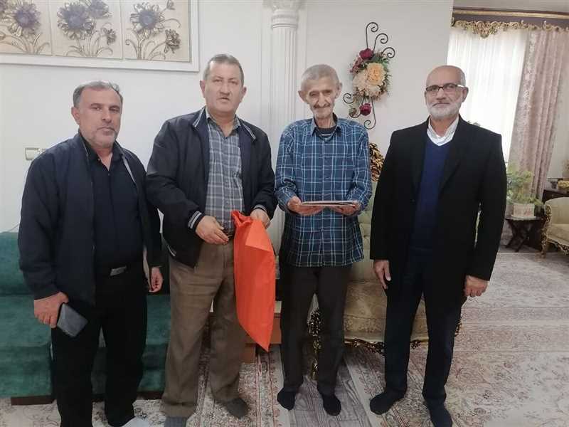 دیدار و  تکریم از ۵ پیشکسوت انتظامی در شهرستان قائمشهر