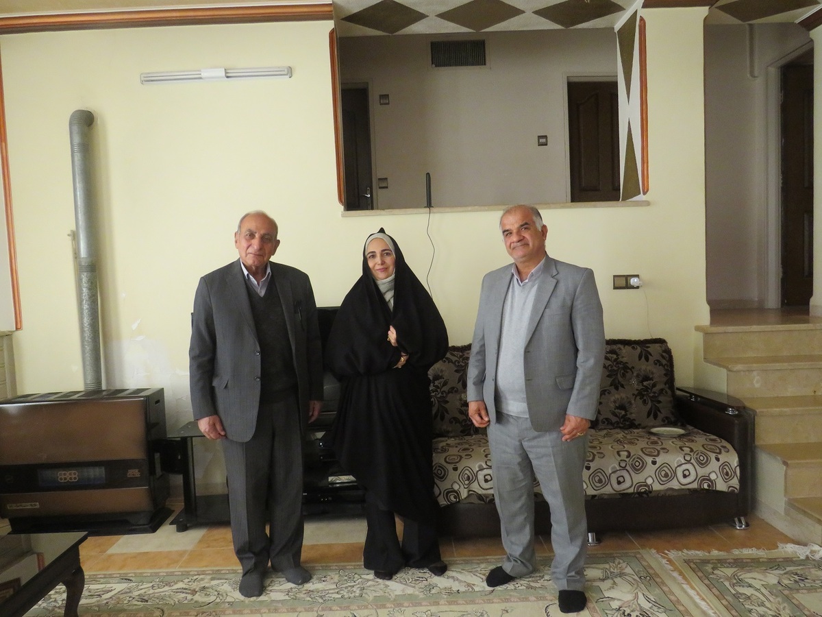 دیدار صمیمی با ۷ نفر از بازنشستگان شهرستان یزد