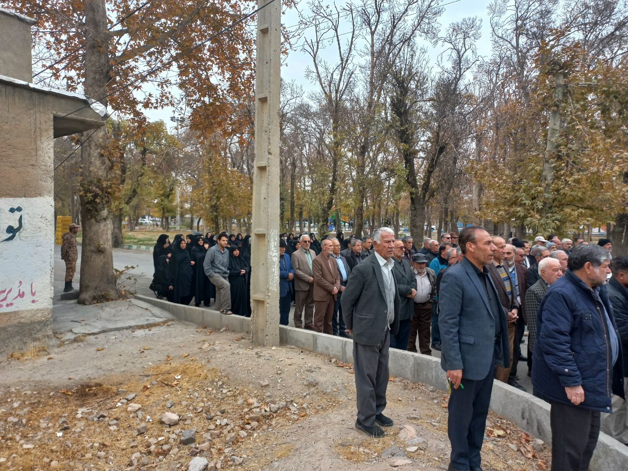 همایش پیاده روی خانوادگی نیروهای مسلح شهرستان کنگاور استان کرمانشاه