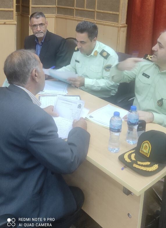 حضور رئیس کانون بازنشستگان انتظامی استان کرمانشاه در جلسه میز خدمت فرماندهی انتظامی استان کرمانشاه