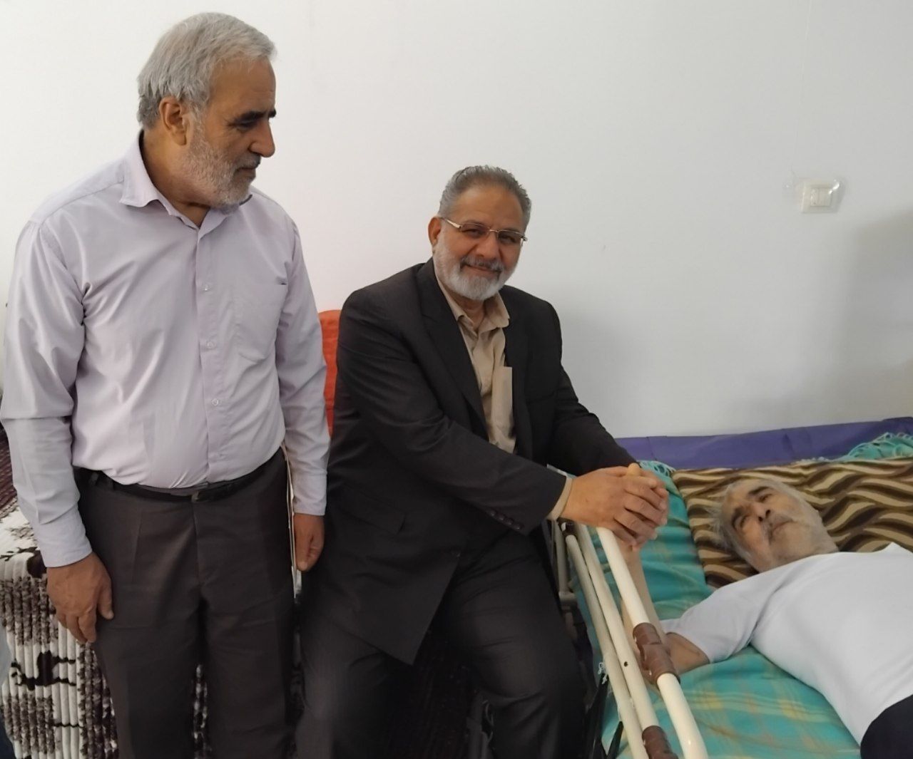 دیدار با ۹  بازنشسته و مستمری بگیر پیشکسوت قم