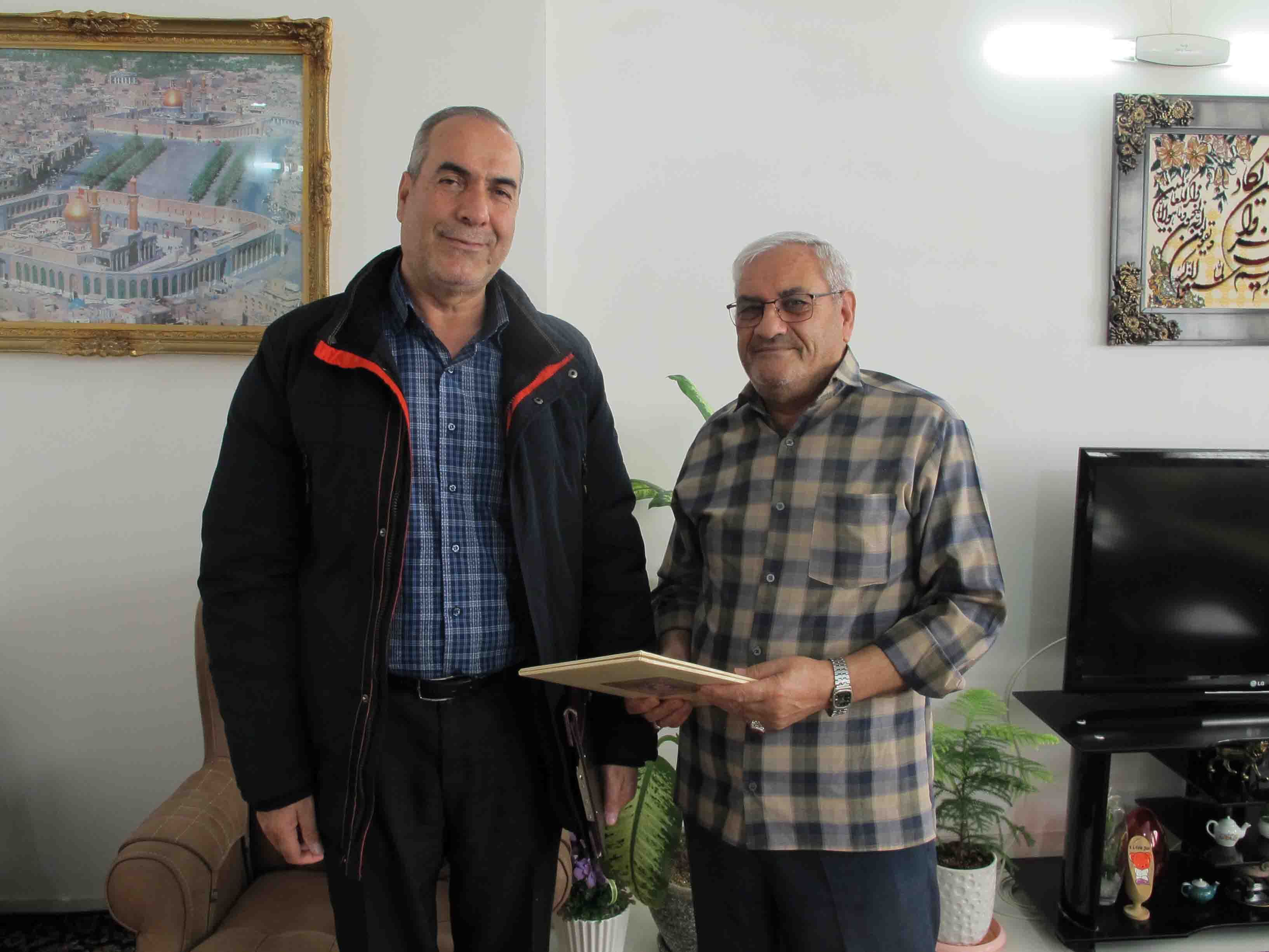 دیدار رئیس کانون بازنشستگان استان مرکزی با ۶ نفر از پیشکسوتان شهرستان اراک