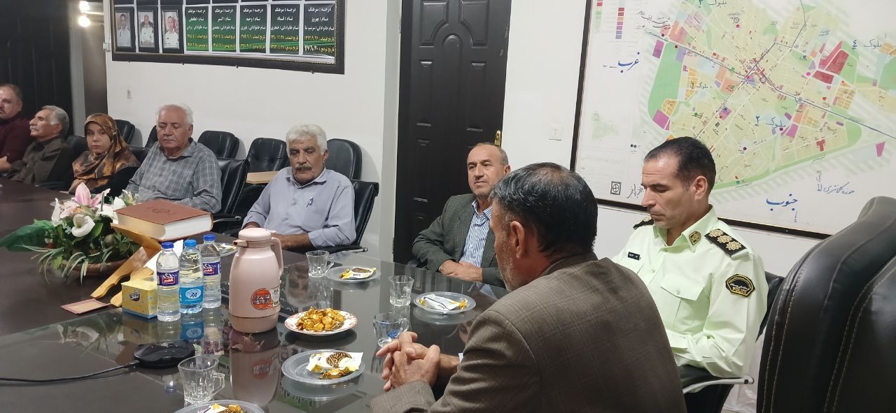 دیدار با ۱۰ پیشکسوت بازنشسته شهرستان اسلام آباد غرب استان کرمانشاه