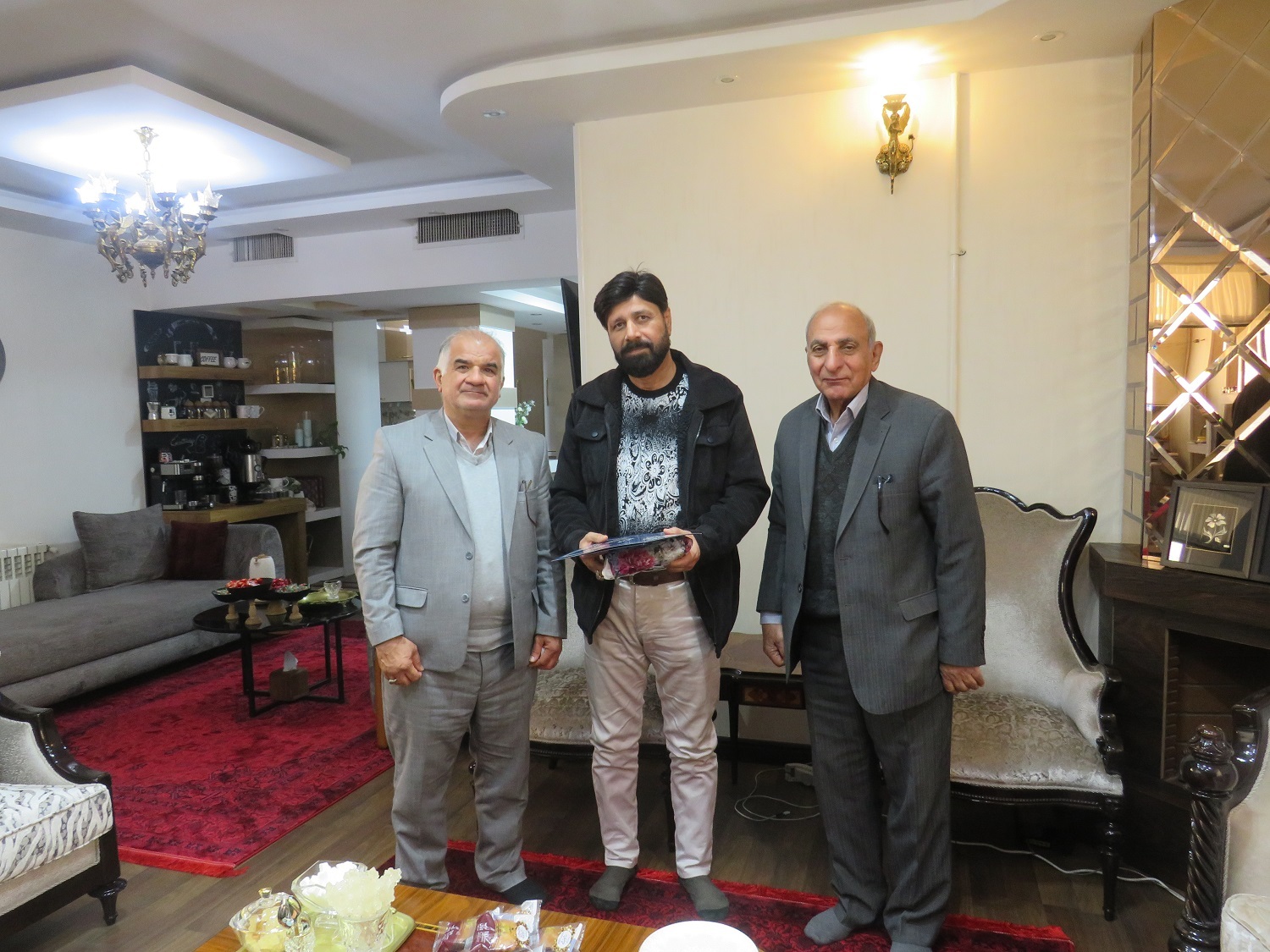 دیدار صمیمی با ۷ نفر از بازنشستگان شهرستان یزد