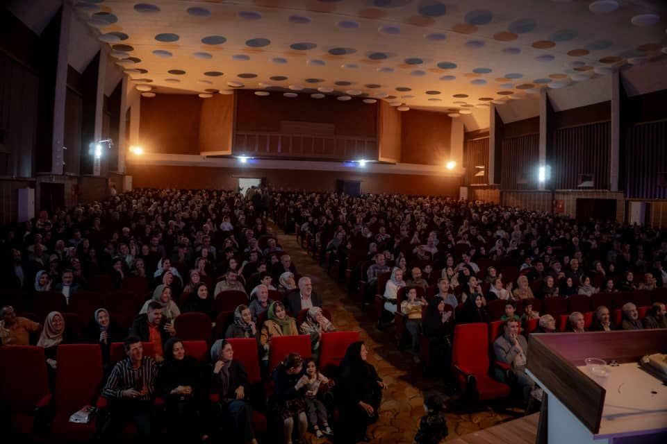 برگزاری ضیافت خانوادگی بازنشستگان نیروهای مسلح شهرستان اصفهان به همراه خانواده‌های آن‌ها