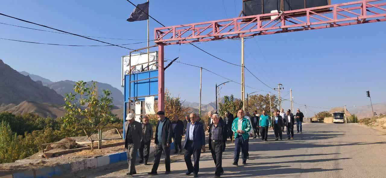 برگزاری همایش کوهپیمایی در دامغان برگزار شد