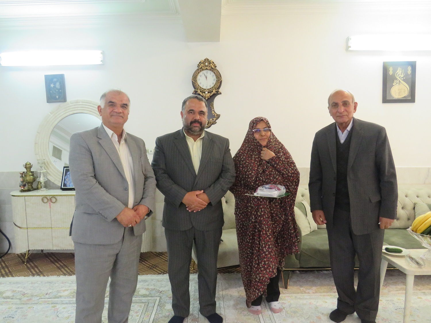 دیدار صمیمی با ۴۰ نفر از بازنشستگان و مستمری بگیران شهرستان یزد