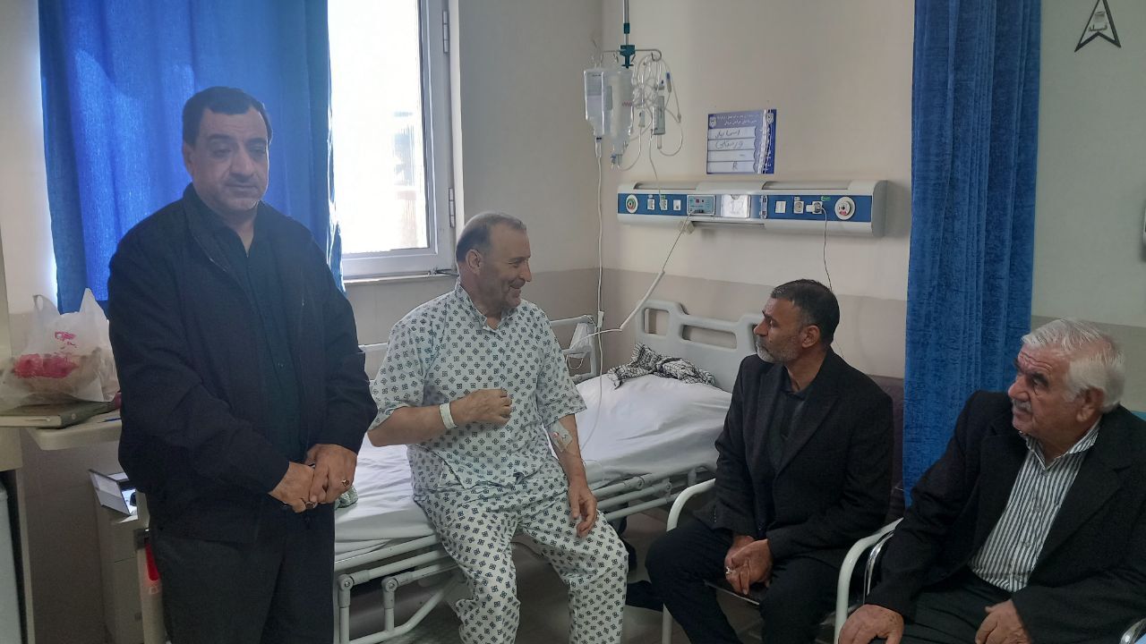 عیادت از جناب سرهنگ نجفی نماینده مجمع در کانون در بیمارستان حضرت ابوالفضل (ع) فراجا کرمانشاه