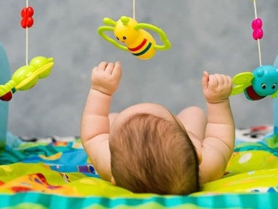 اسباب بازی کودک و نوزاد